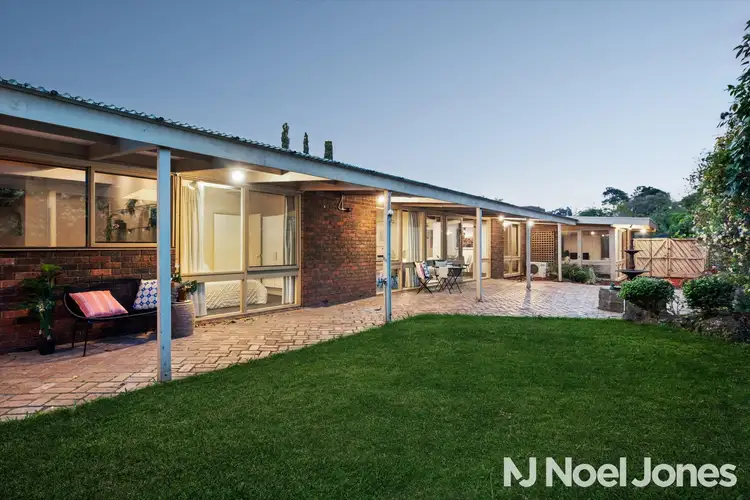 8 Denham Court, Templestowe VIC 3106