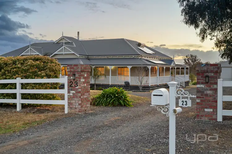 23 Cornwall Park Court, Toolern Vale VIC 3337