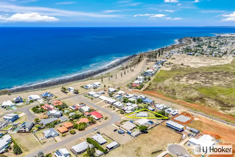 11 Emperor Drive, Elliott Heads QLD 4670