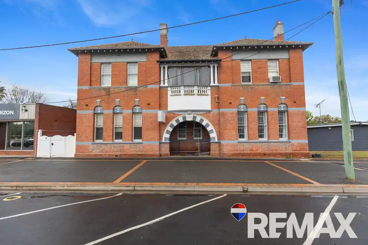 97 Broadway, Junee NSW 2663