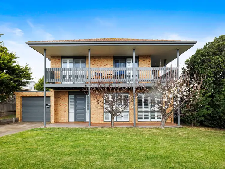 1/19 Bedford Place, Mornington VIC 3931