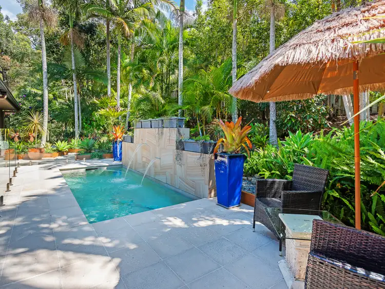 4 Brennan Close, Maudsland QLD 4210