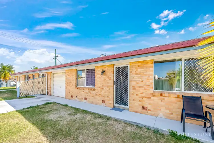 2/67 Burnett Street, Bundaberg South QLD 4670