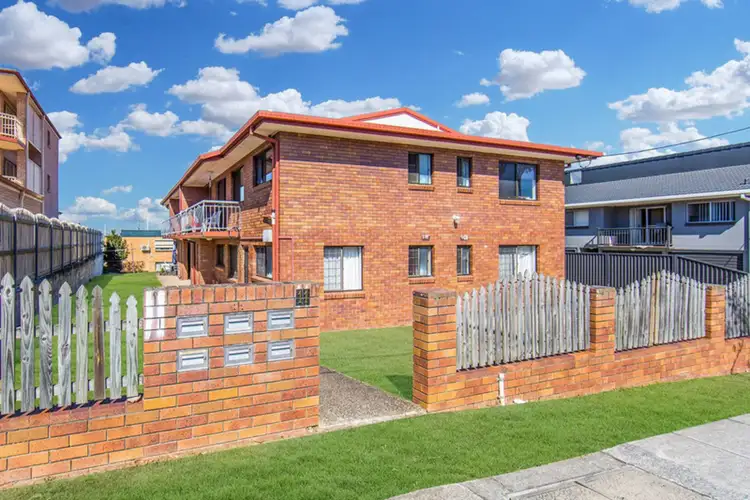 2/11 Pilba Street, Chermside QLD 4032