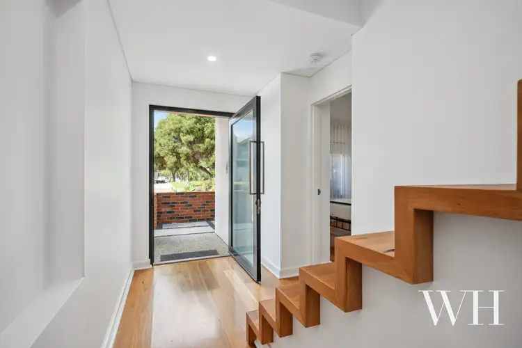 Second view of Homely house listing, 10 Roscommon Crescent, Beaconsfield WA 6162