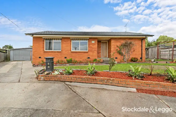 5 Cedar Court, Churchill VIC 3842