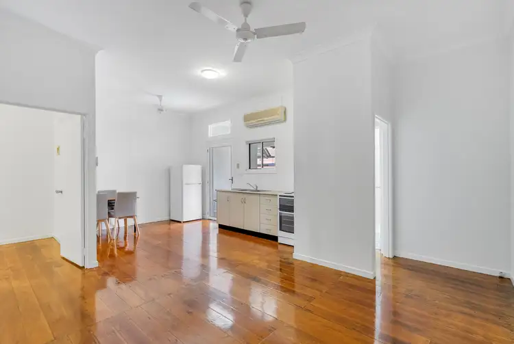 Fourth view of Homely unit listing, 4/286 Lake Street, Cairns North QLD 4870