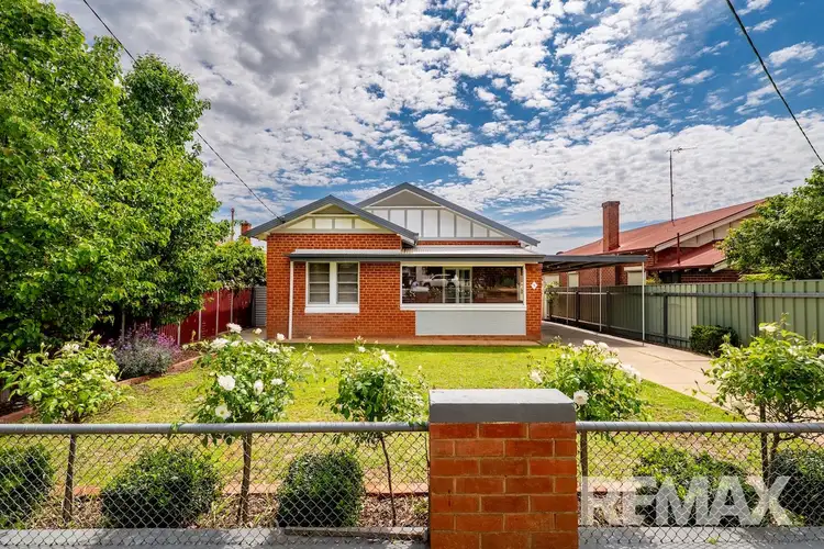 9 Lindsay Street, Turvey Park NSW 2650