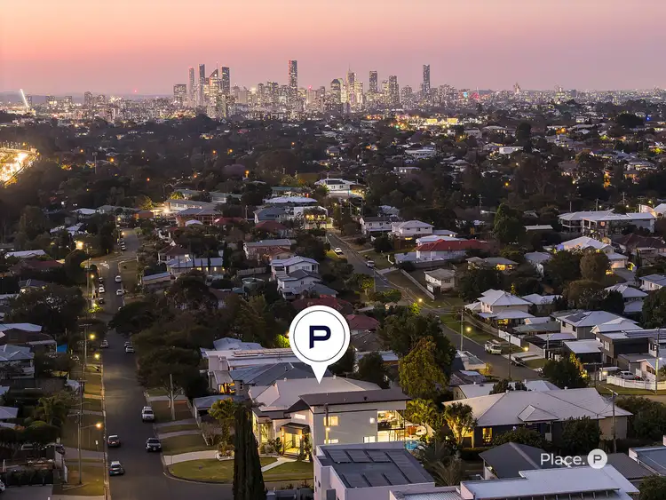 60 Bonneville Street, Holland Park West QLD 4121