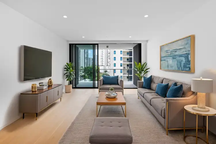 51/25 Woodroffe Avenue, Main Beach QLD 4217