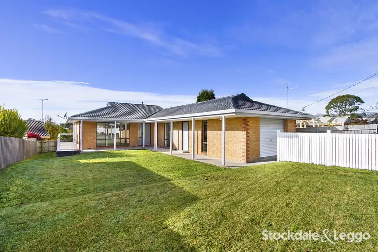 24 Williams Avenue, Churchill VIC 3842