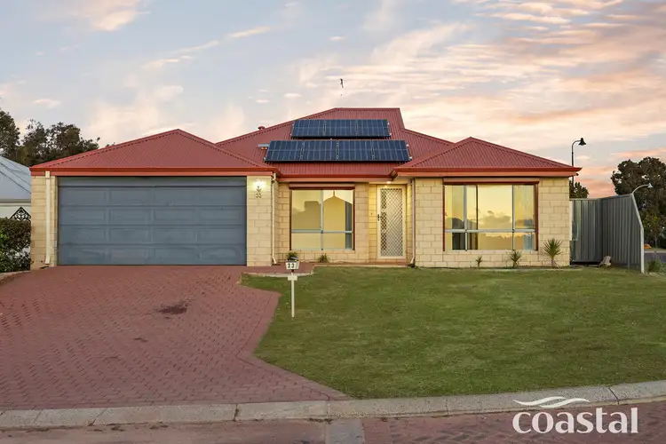 33 Tandure Heights, Lakelands WA 6180