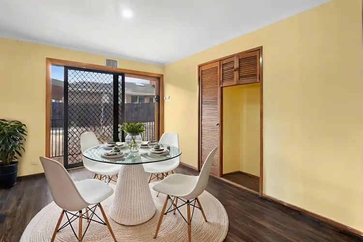 Second view of Homely house listing, 34 Primrose Hill, Endeavour Hills VIC 3802