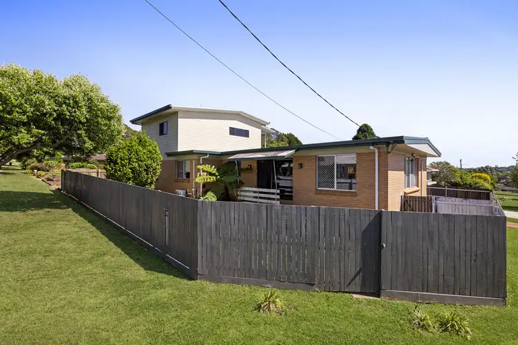 21 Skehan Street, Centenary Heights QLD 4350