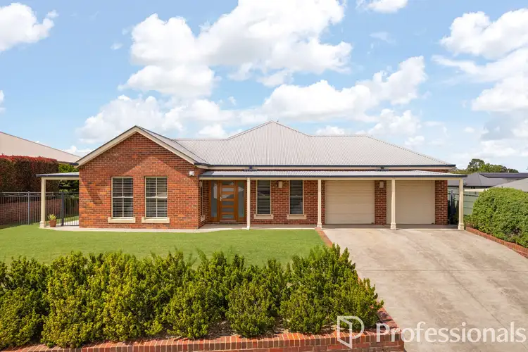 24 Cypress Cr, Kelso NSW 2795