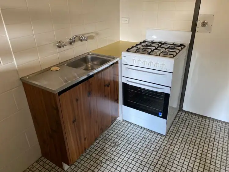 Second view of Homely unit listing, 5/80 Stawell Street, Sale VIC 3850