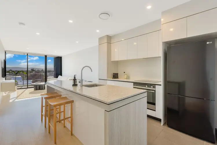 17/1 Bondi Avenue, Mermaid Beach QLD 4218