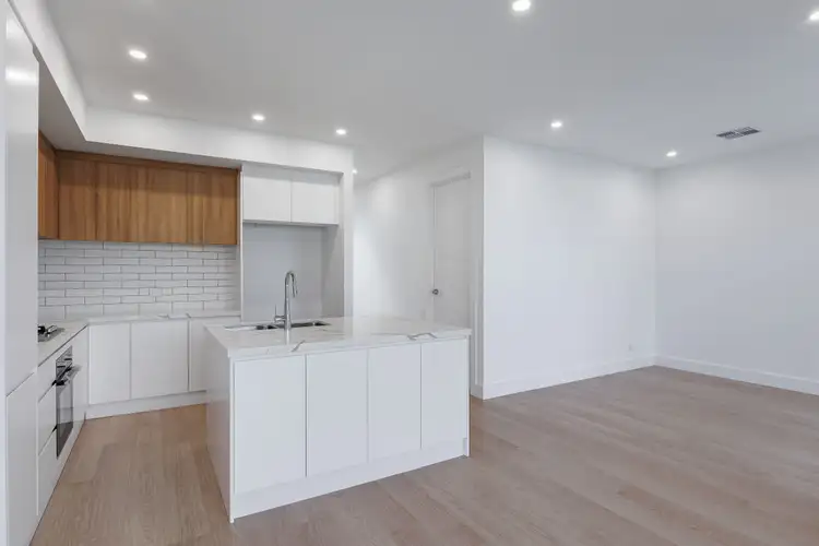 2/37 Green Avenue, Seaton SA 5023