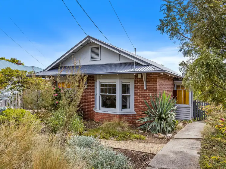 5 Harbroe Avenue, New Town TAS 7008