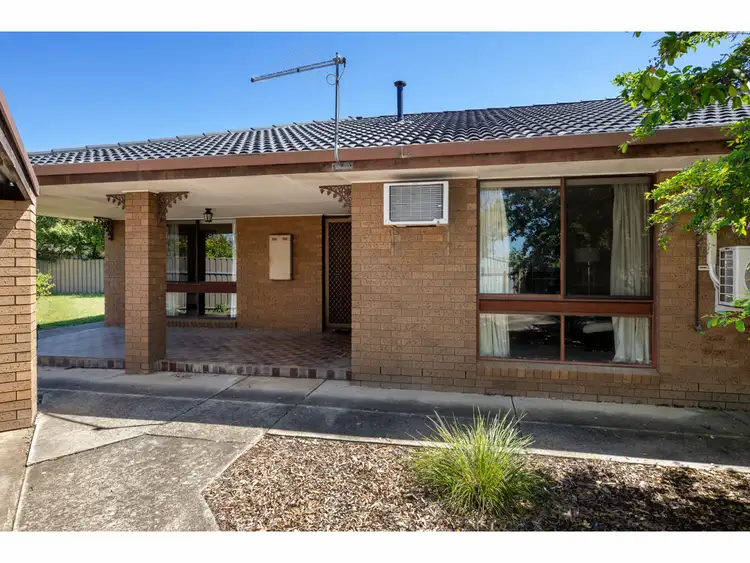 Second view of Homely unit listing, 2/1 Robert Crescent, Wodonga VIC 3690