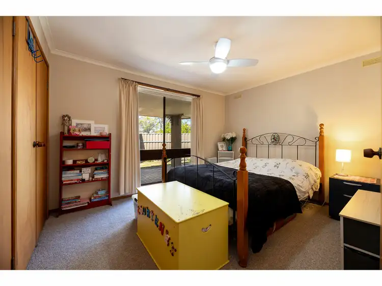 Seventh view of Homely unit listing, 2/1 Robert Crescent, Wodonga VIC 3690