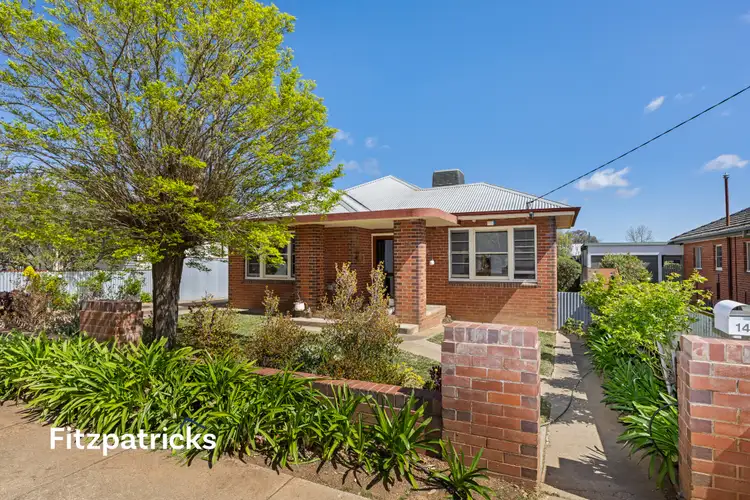 14 Halloran Street, Turvey Park NSW 2650
