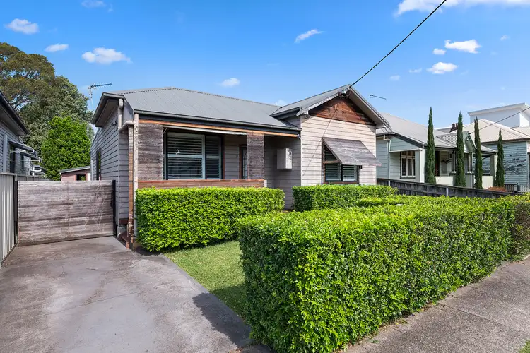 24 Mackie Avenue, New Lambton NSW 2305