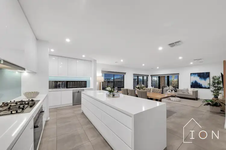 20 Vasello Circuit, Cranbourne South VIC 3977