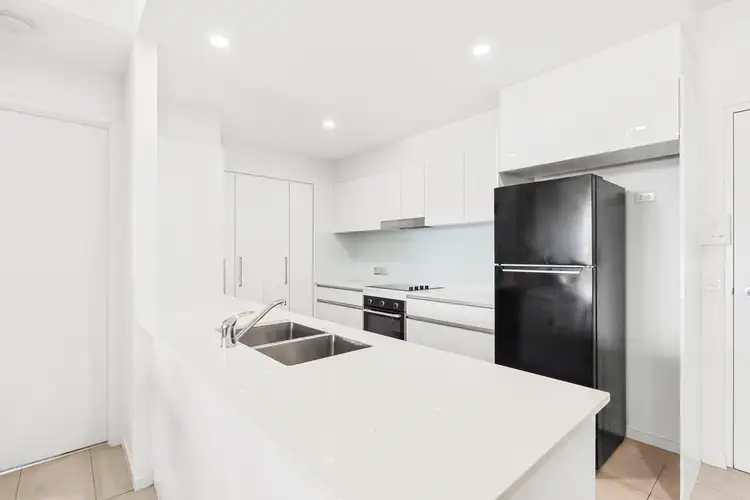 Fifth view of Homely apartment listing, 304 / 47 Hood, Sherwood QLD 4075