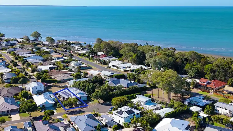 1/10 Beachside Court, Toogoom QLD 4655