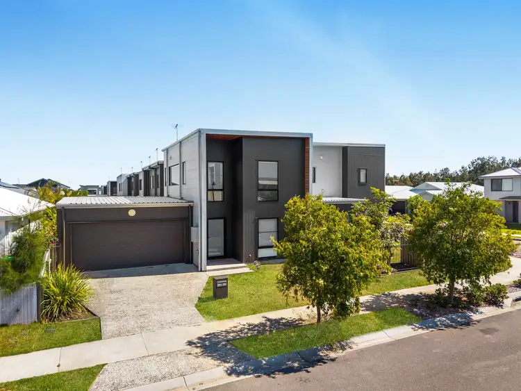 36 Byron Avenue, Newport QLD 4020