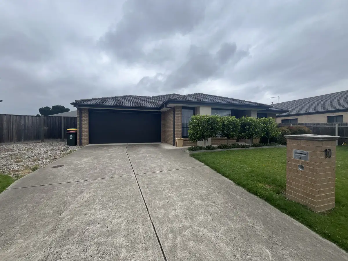 Main view of Homely house listing, 10 Rostrevor Close, Traralgon VIC 3844