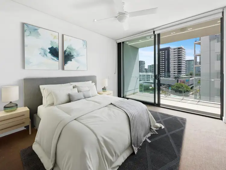 3045/37 Finnegan Street, Hamilton QLD 4007