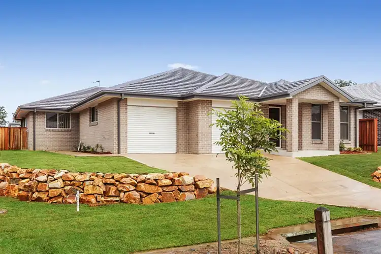 2/1 Academic Street, Thrumster NSW 2444