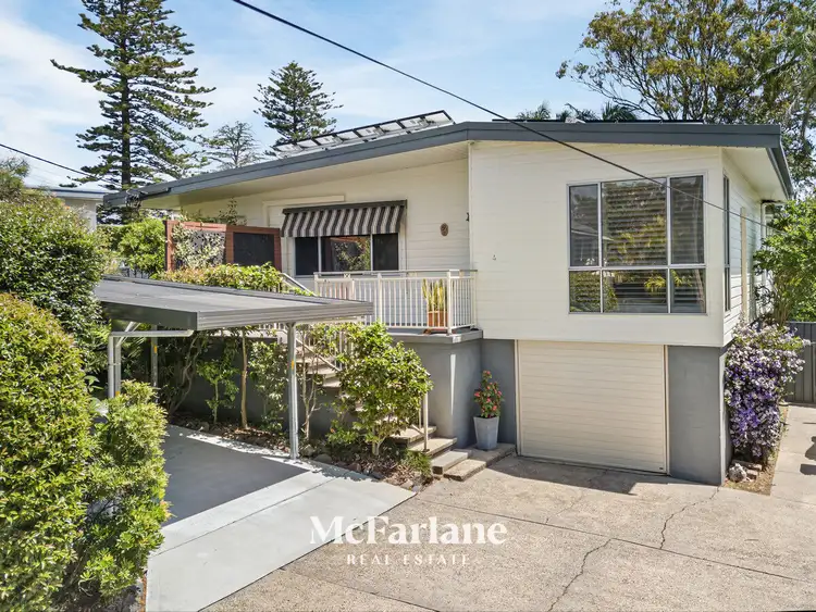 4 Taylor Crescent, Warners Bay NSW 2282