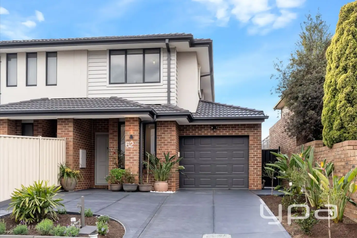 Main view of Homely townhouse listing, 62 Kenny Street, Attwood VIC 3049