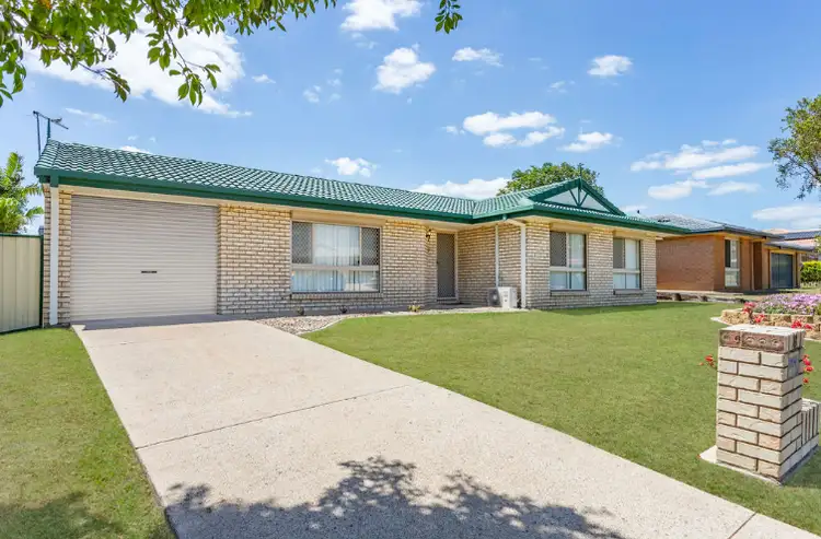 8 Resolution Parade, Flinders View QLD 4305