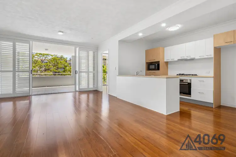 4/16 Grosvenor Road, Indooroopilly QLD 4068