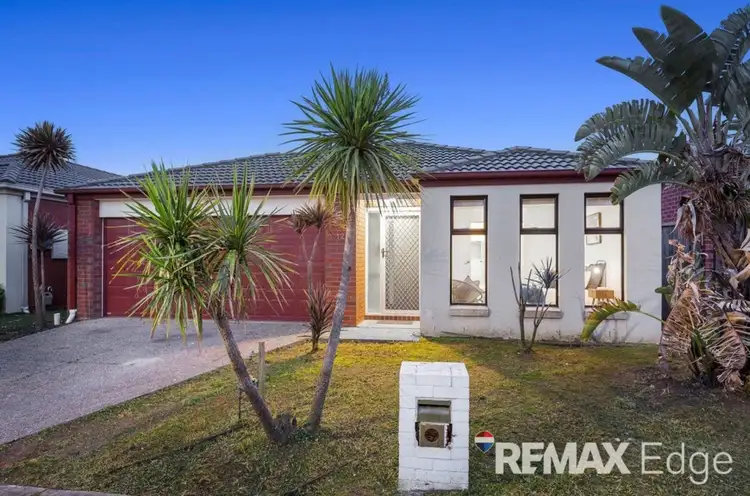 12 Island Way, Point Cook VIC 3030