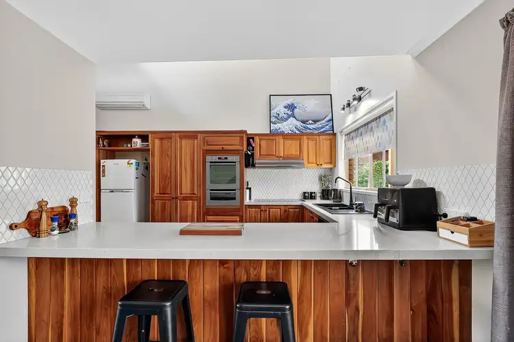 Fifth view of Homely house listing, 11 Bridgeview Court, Warrnambool VIC 3280