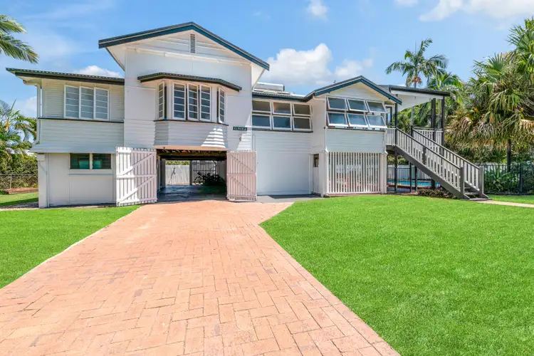 6 Purves Street, Hyde Park QLD 4812