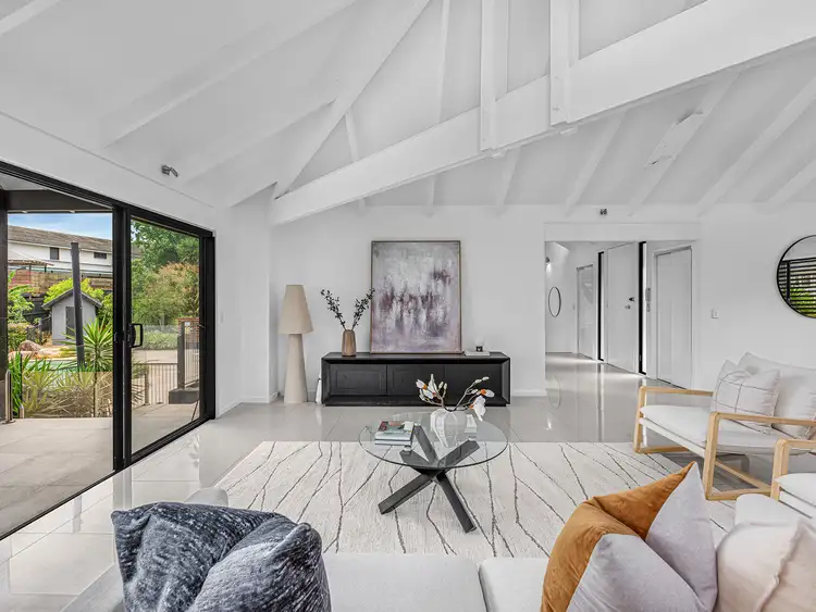 Sixth view of Homely house listing, 2 Wills Court, Mount Ommaney QLD 4074