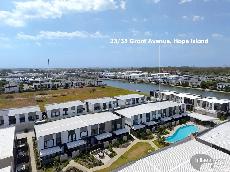 33/35 Grant Avenue, Hope Island QLD 4212