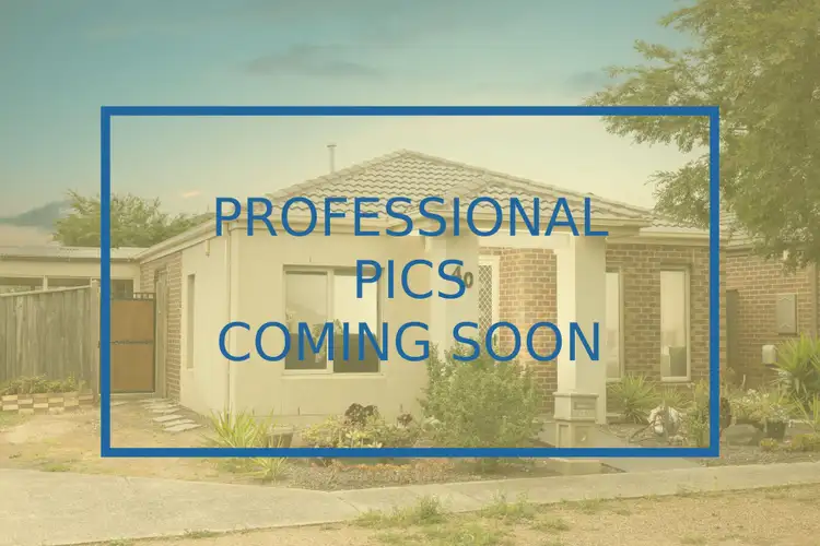 40 Waves Street, Point Cook VIC 3030