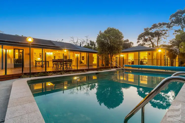 7 Meadow Lane, Mount Eliza VIC 3930