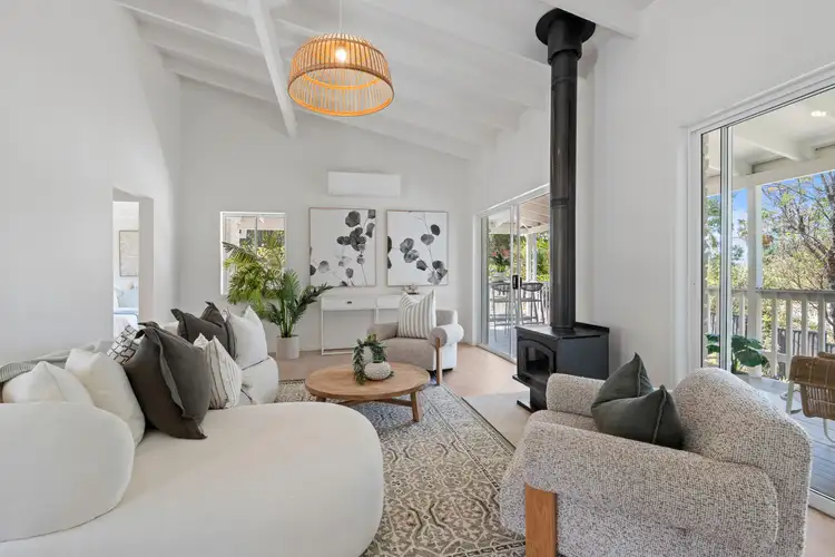 4 Nonga Court, Mudgeeraba QLD 4213