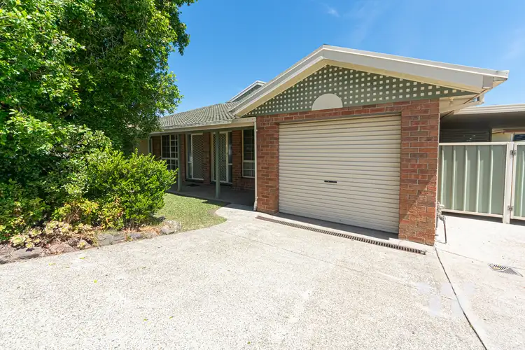 2/52 Angophora Drive, Warabrook NSW 2304
