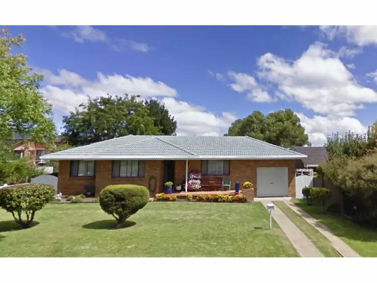 4 Forster Avenue, Armidale NSW 2350