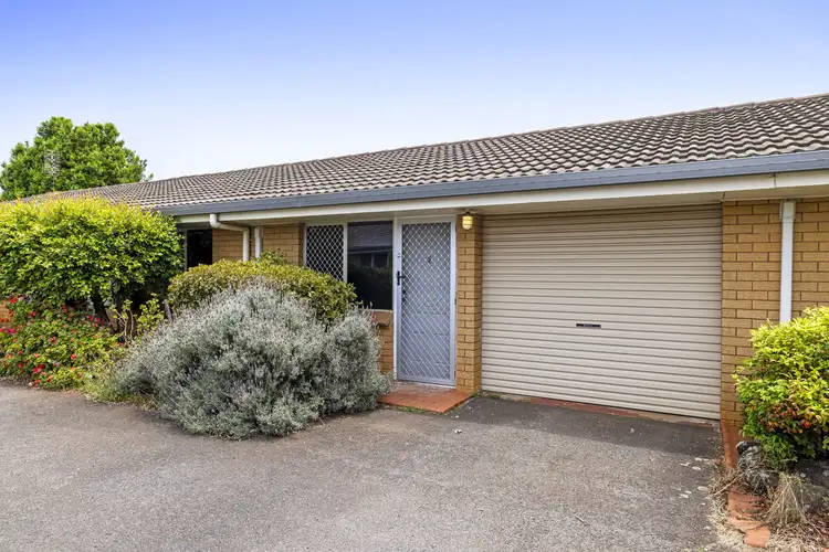 2/478 Stenner Street, Darling Heights QLD 4350