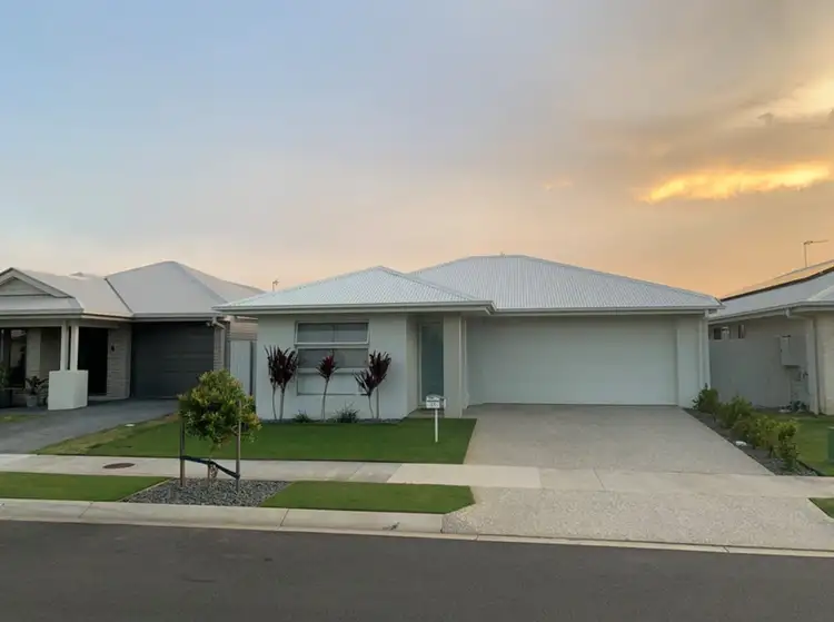 15 Lucien Street, Nirimba QLD 4551